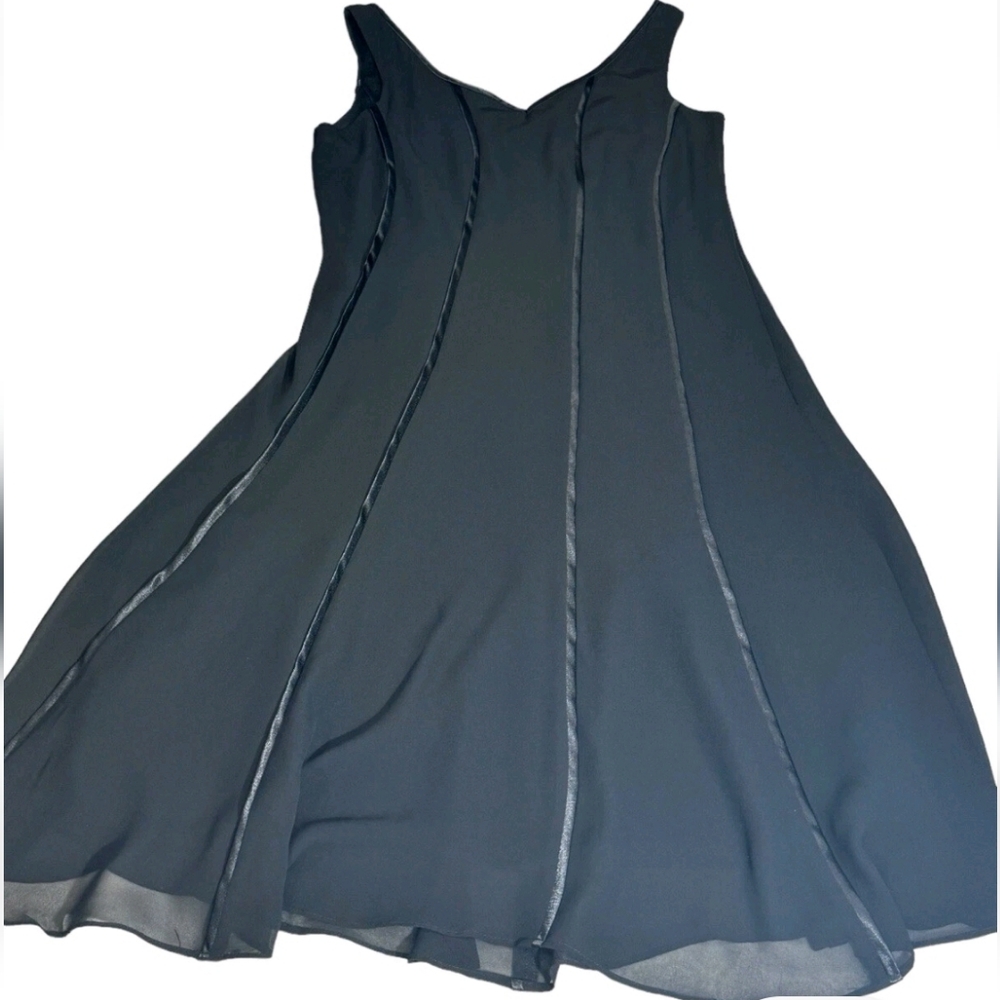 NEW Scarlett Sleeveless black ribbon detail Chiffon Flair cocktail dress Sz 14